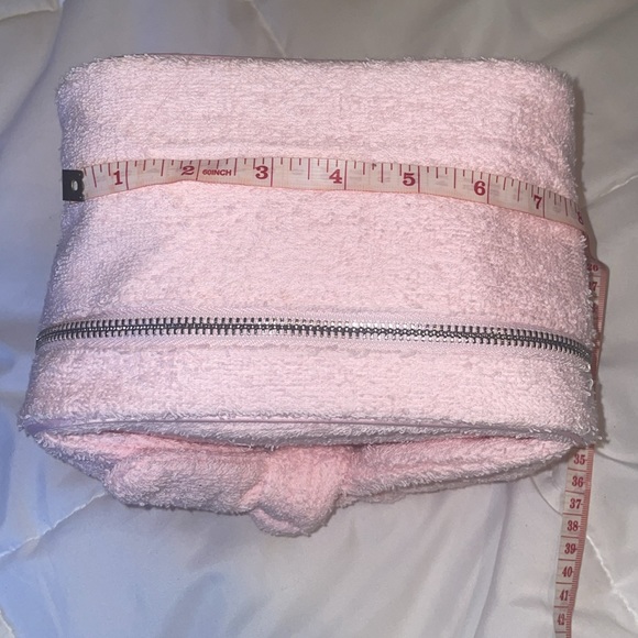 NWT MACYS π terry train case link bath/makeup accessory interior pockets pretty - Picture 10 of 14